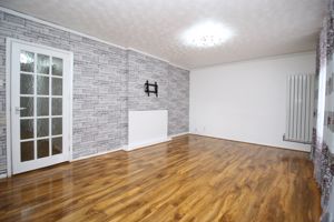 Living Room- click for photo gallery